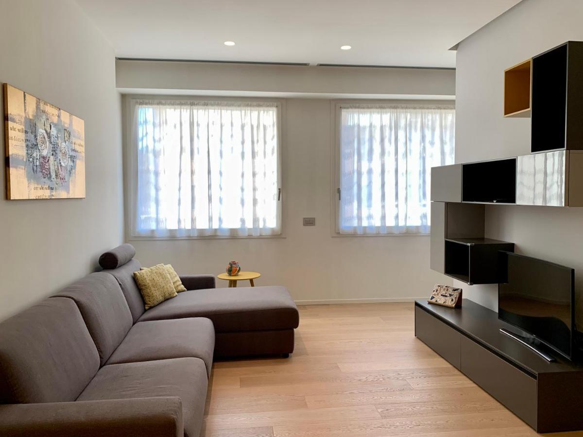Fifty Eight Milan Duomo Apartment Ngoại thất bức ảnh