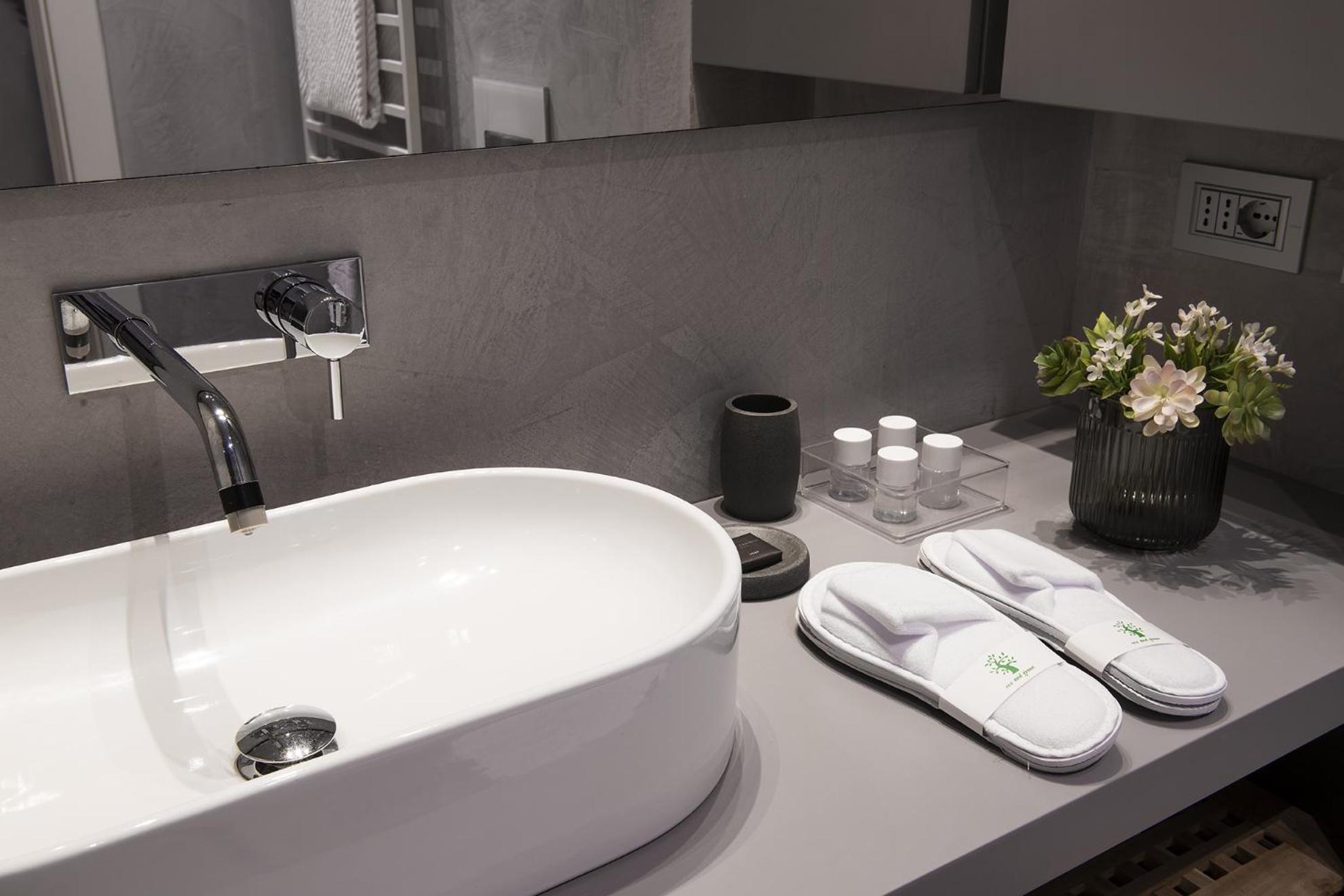 Fifty Eight Milan Duomo Apartment Ngoại thất bức ảnh