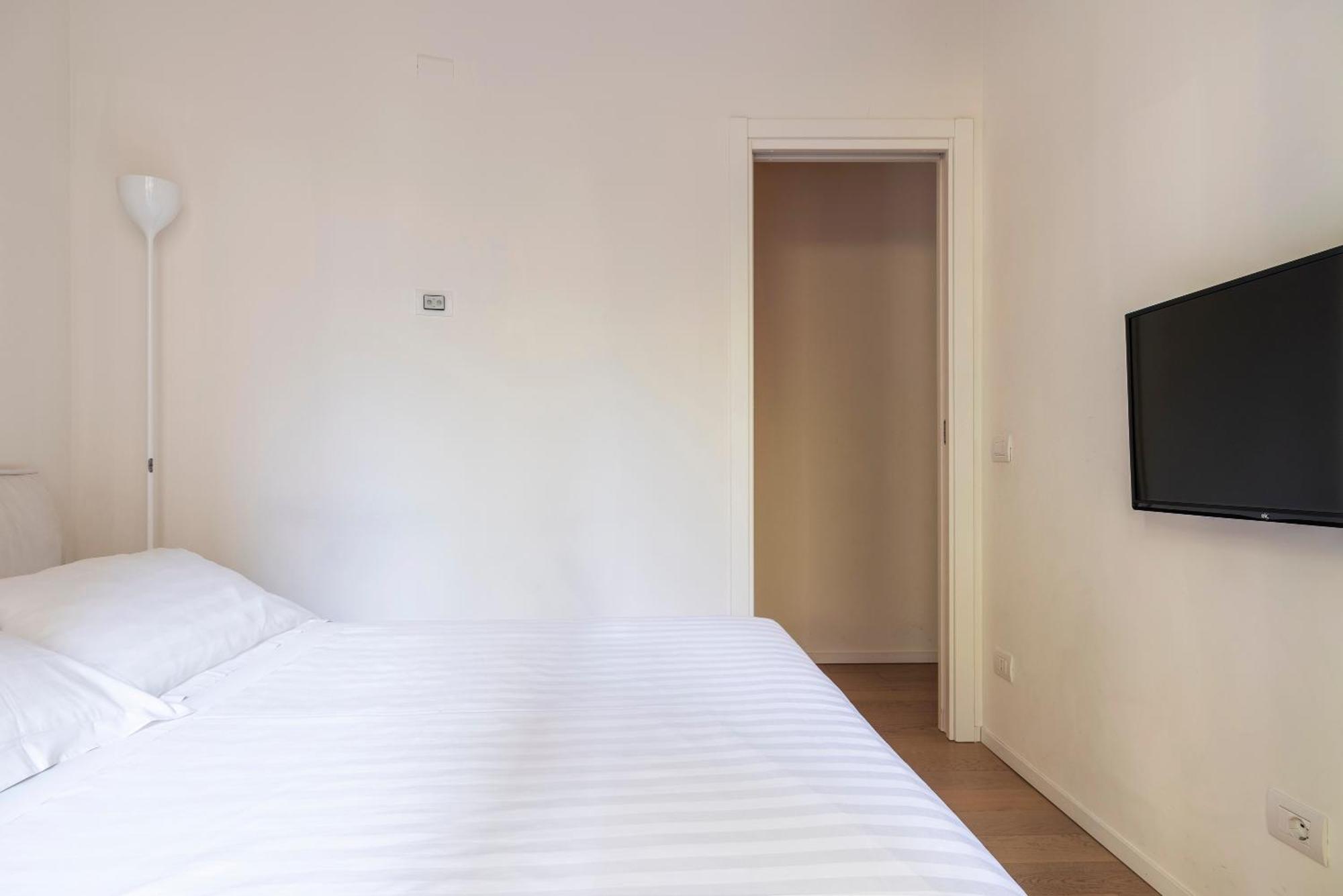 Fifty Eight Milan Duomo Apartment Ngoại thất bức ảnh
